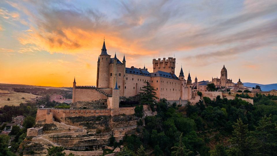 Madrid: Private 12-Hour Tour to Ávila and Segovia - Segovia Cathedral