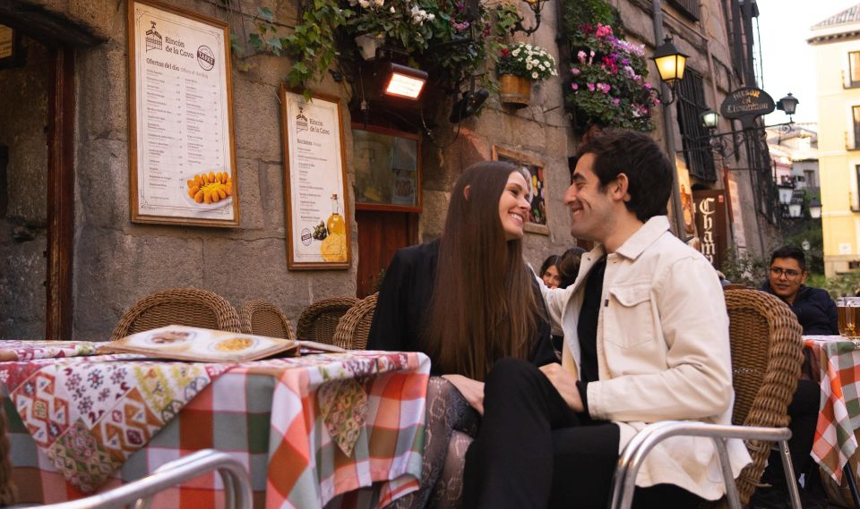 Madrid: Romantic Photoshoot for Couples - Pricing and Booking Options