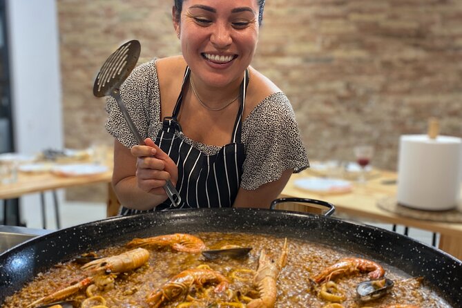 Make Seafood Paella and Sangria With a Top Chef in Barcelona - Meeting and Pickup Details