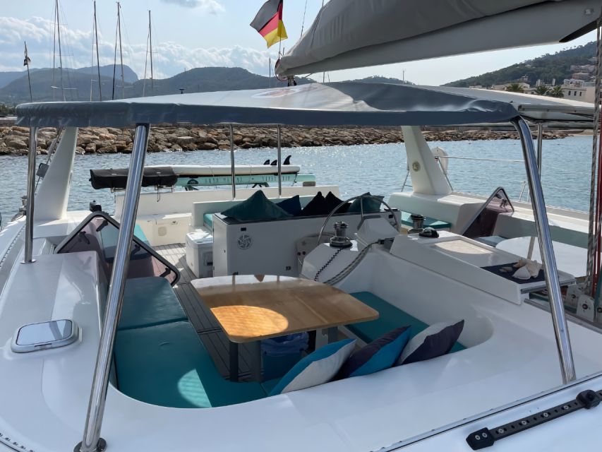 Mallorca: Exclusive Sailing Tour on Private Catamaran - Itinerary and Activities