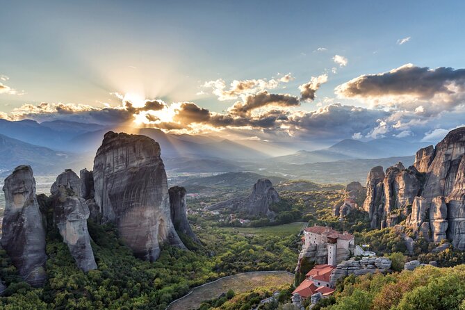 Meteora: Monasteries Tour With Lunch and Athens Tranfer Option - Weather and Cancellations