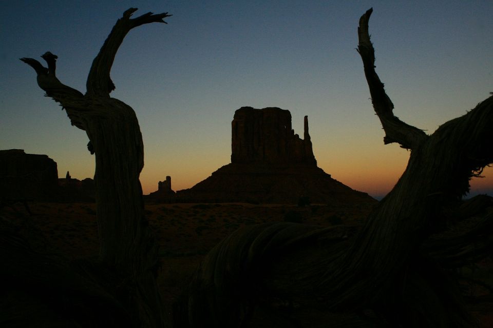 Monument Valley: 3-Hour Sunrise Tour - Meeting Point and Restrictions