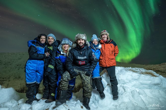 Northern Lights Private Tour With Your Special Ones - Greenlander - Photographer or Wilderness Adventurer Guides