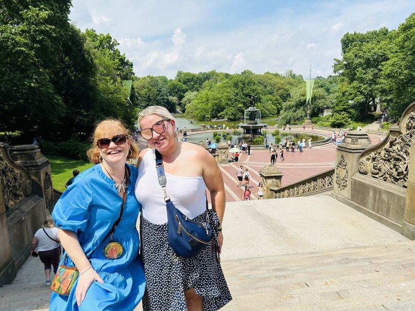 NYC: Central Park Celebrity Homes & Film Spots Pedicab Tour - Celebrity Homes