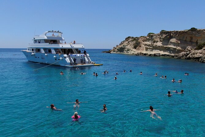 Ocean Flyer VIP Cruise From Paphos - Adults Only - Onboard Amenities and Activities