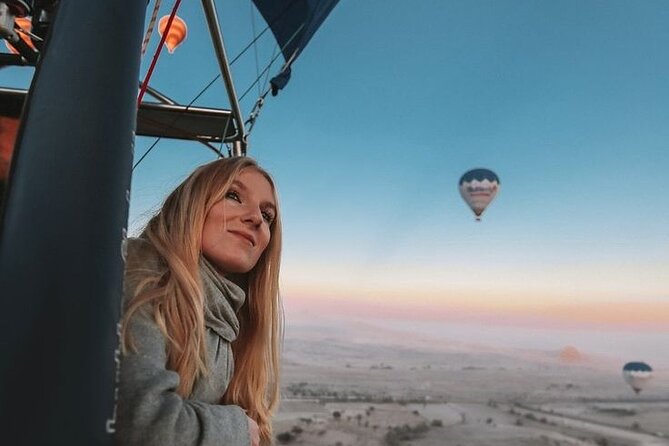 One Hour Cappadocia Hot Air Balloon Tour on Fairy Chimneys - Breakfast Meeting and Aperitif