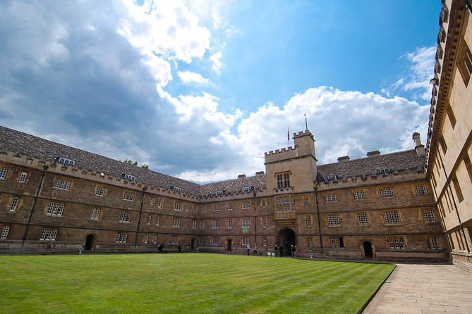 Oxford City and University Walking Small Group PUBLIC Tour - Visit University Colleges