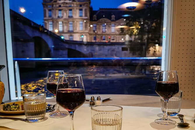 Paris Captain Fracasse 3 Course Seine River Dinner Cruise - Accessibility Information