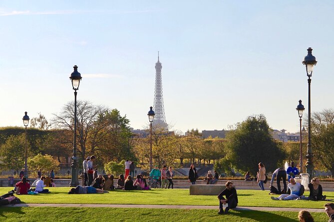 Paris - Historic City Center Walking Tour - Tour Highlights and Features