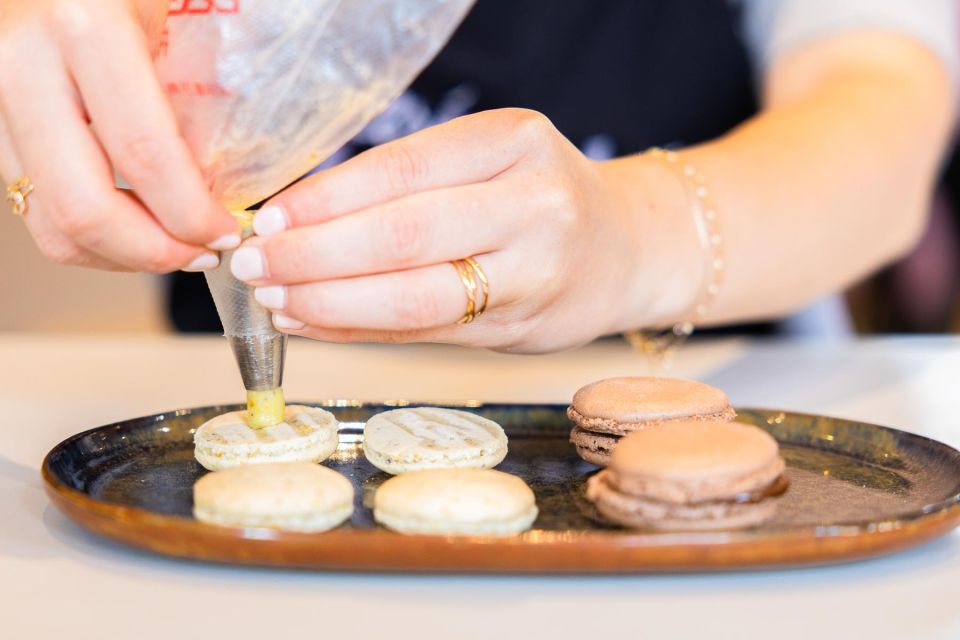 Paris: Macaron Class at Galeries Lafayette - Meeting Point and Location