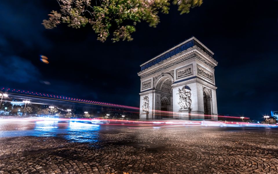 Paris: Panoramic Night Tour With Audio Guide and Host - Tour Duration and Language