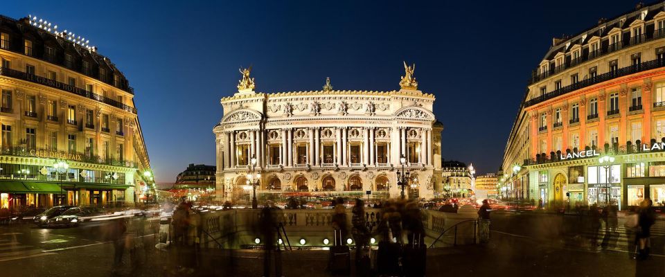 Paris: Private Night Tour With Driver for 3 Personnes - Experienced Driver Provided