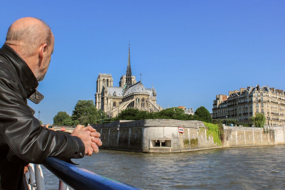 Paris: Seine River and Canal Saint-Martin Cruise - Group Accommodations