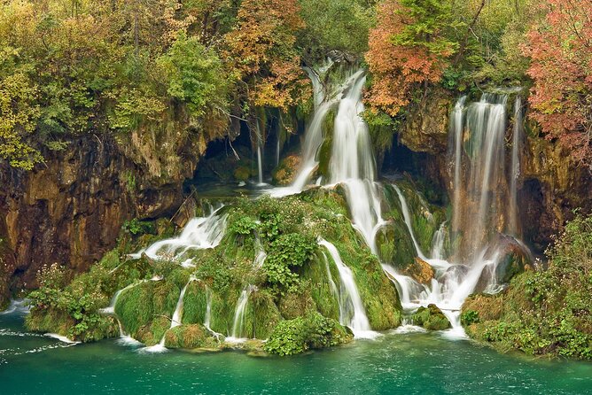 Plitvice Lakes Day Tour With Panoramic Boat Ride -Ticket INCLUDED - Luggage Storage Amenity