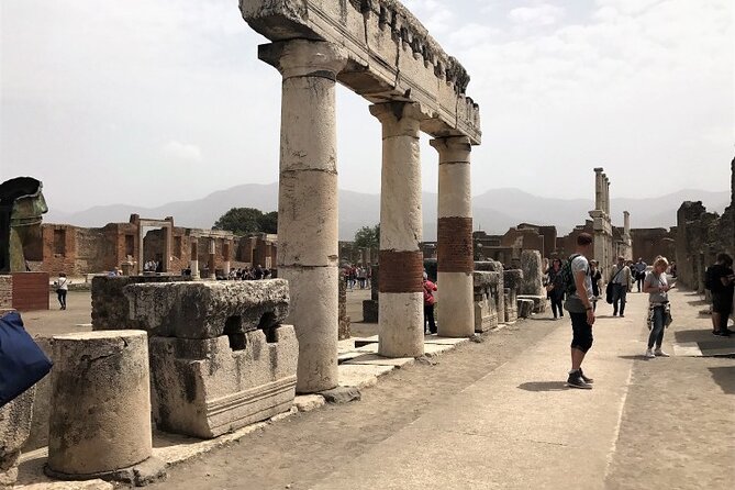 Pompeii: Guided Small Group Tour Max 6 People With Private Option - Small Group Tour Inclusions