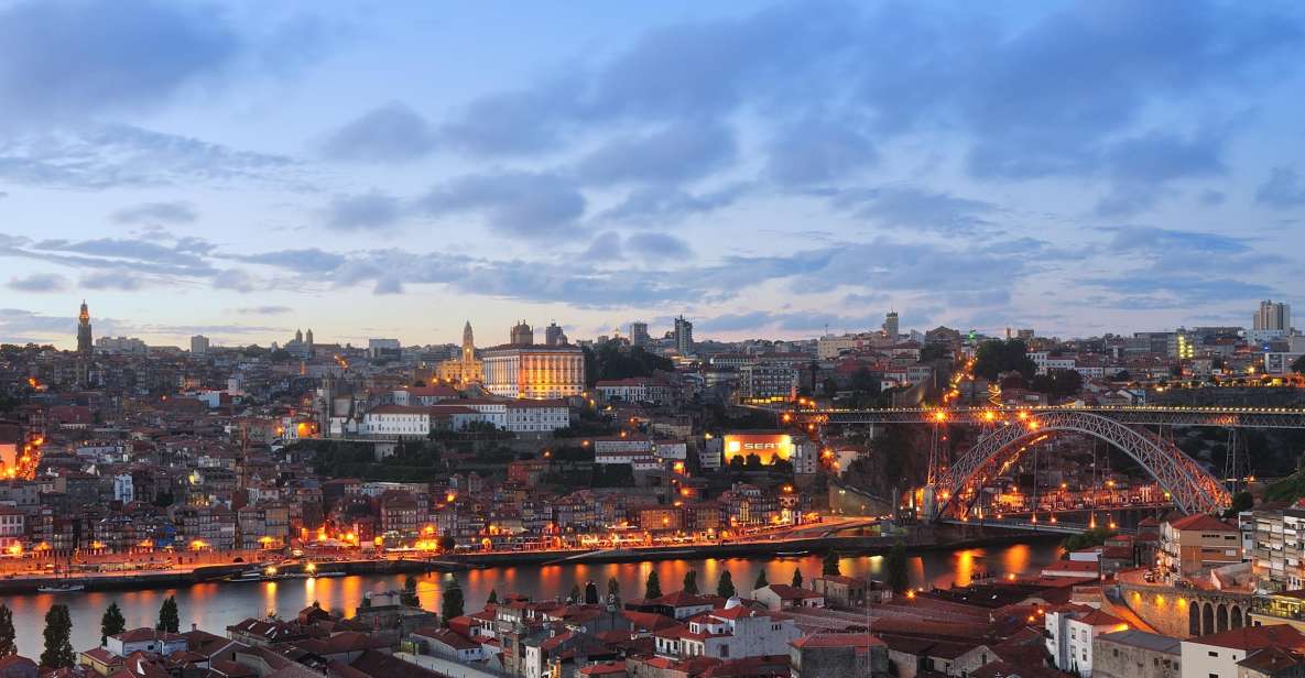 Porto: Fado Dinner Show and Night Tour | All Included - Booking Details