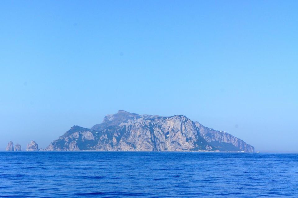 Positano: Private Boat Excursion to Capri Island - Luxury of Private Boat Tour