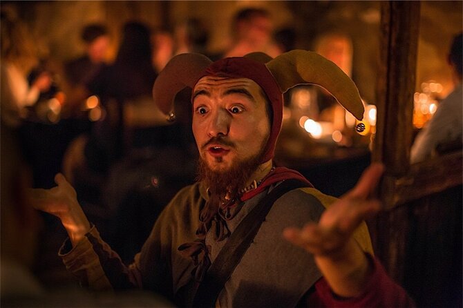 Prague 5 Courses Medieval Dinner and Live Performances - Accessibility and Payment