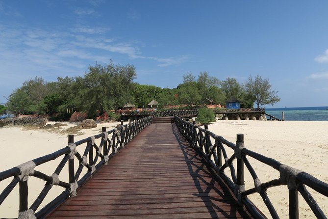 Prison Island Tours - Relaxing Nakupenda Beach