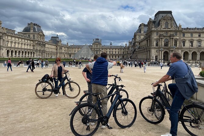 Private 2.5 Hour E-Bike Tour Around Paris - Sightseeing Highlights