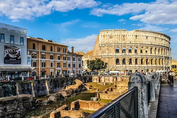 Private 4-Hour City Tour of Colosseum and Rome Highlights With Hotel Pick up - Explore the Colosseum