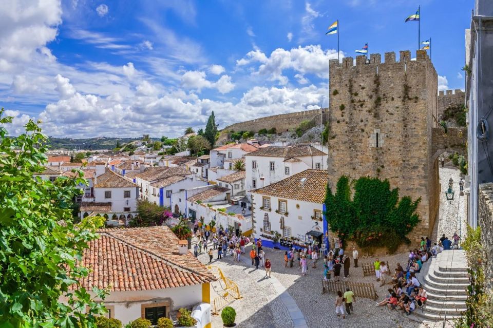 Private 8H Tour to Fatima, Batalha and Obidos From Lisbon - Guided Tour of Batalha Monastery