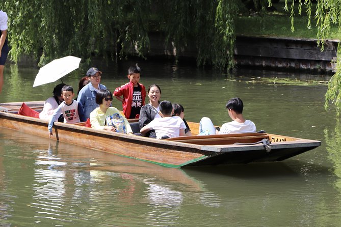 Private Chauffeur Punt Tour - Accessibility