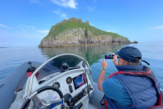 Private Coastal Boat Tour in Torquay - Exploring the Coastline