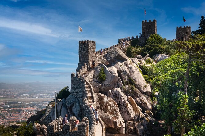 Private Getaway in Sintra - Through the Hills to the Coast - Exploring Sintras History