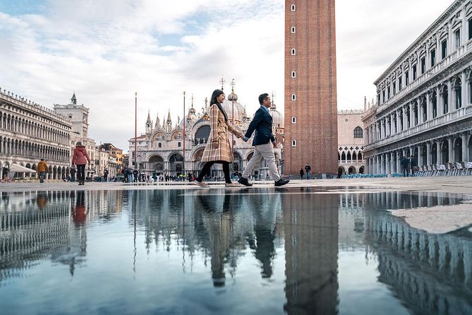 Private Photo Shoot in Venice With Gondola Ride - Booking and Availability