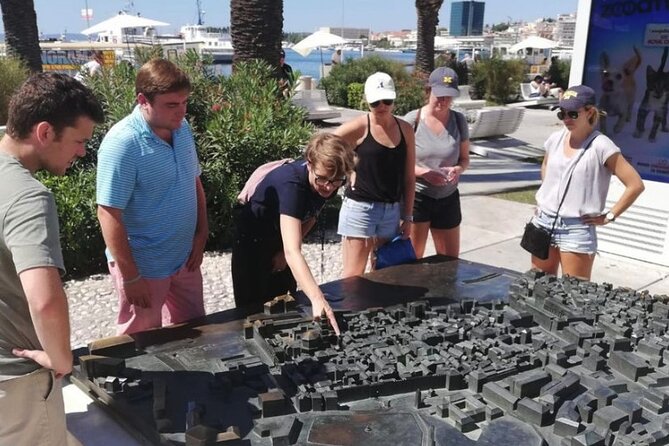 Private Walk & Storytelling Tour in Split - Group Size Requirements
