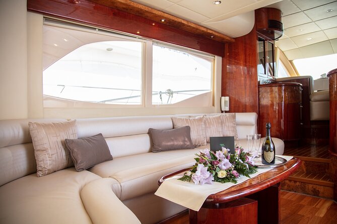 Private Yacht Dubai: Rent 61 Ft Luxury Yacht up to 30 People - Reviews and Customer Experience