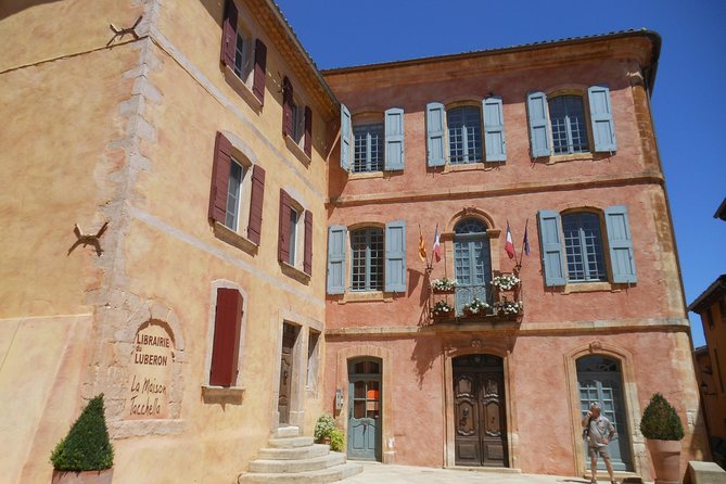 Provence in One Day Small Group Day Trip From Avignon - Visit to Roussillon