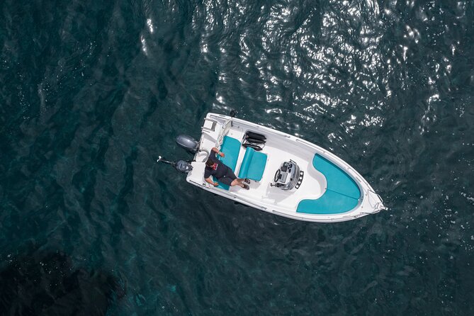 Rent a Boat Without a License in Santorini - Snorkeling and Fishing Equipment