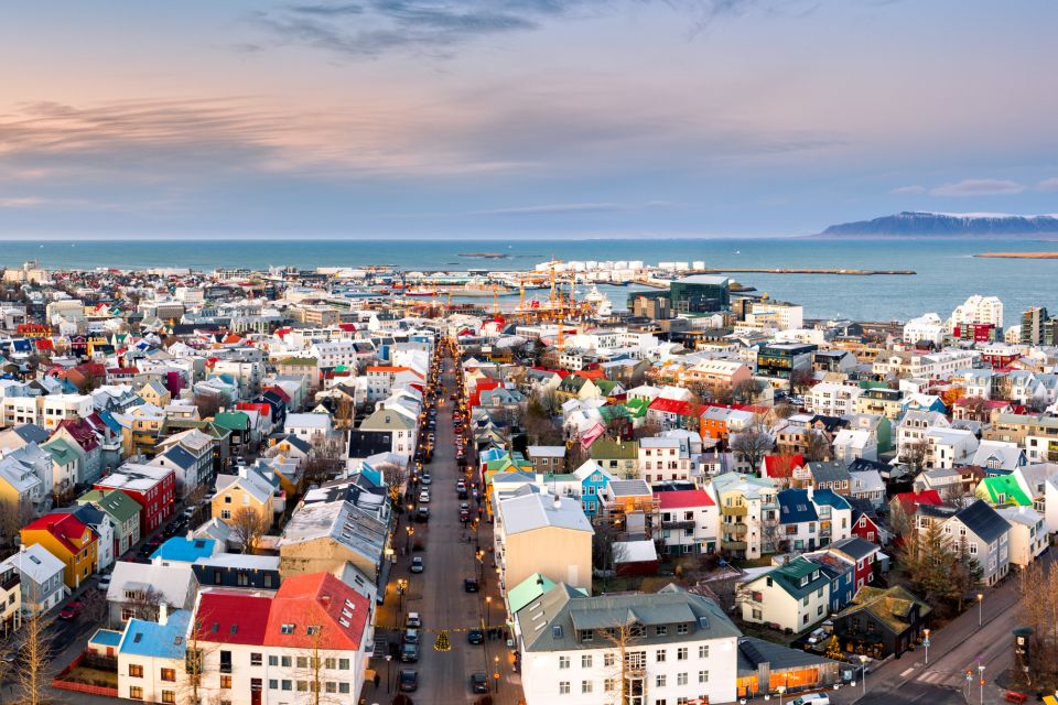 Reykjavik: First Discovery Walk and Reading Walking Tour - Navigating the Tour