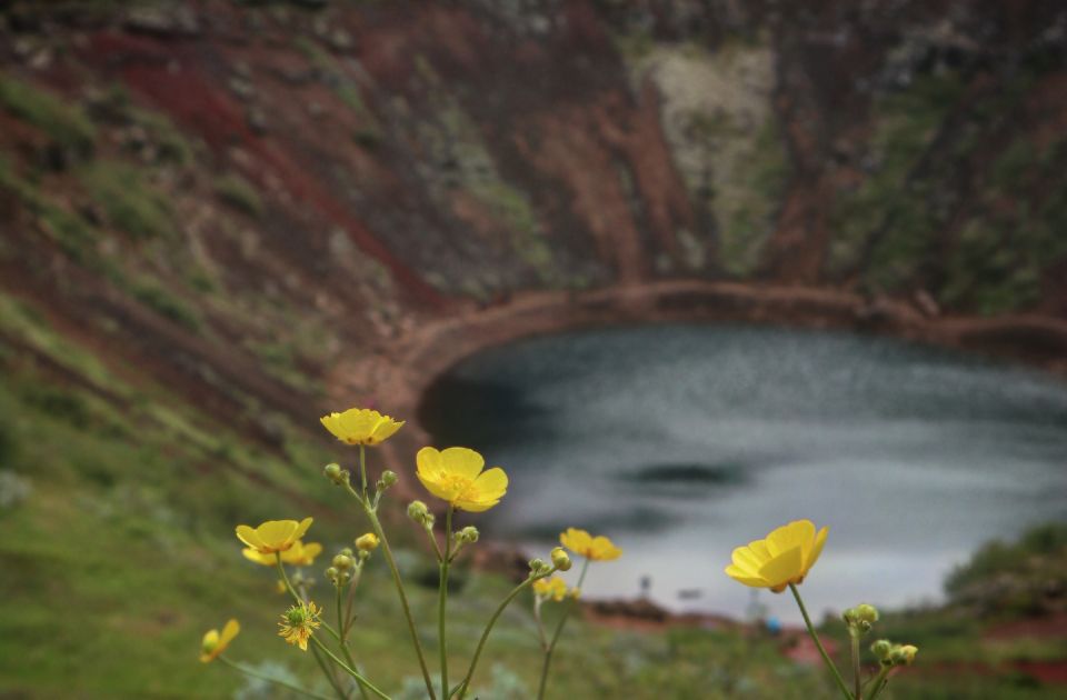 Reykjavik: Golden Circle Geological Jeep Day Trip - Small Group Tour Experience