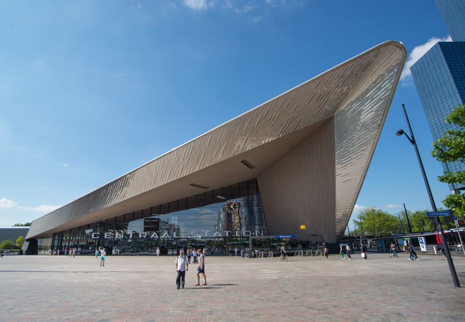 Rotterdam: Self-Guided Walking Tour and Scavenger Hunt - Explore Iconic Landmarks