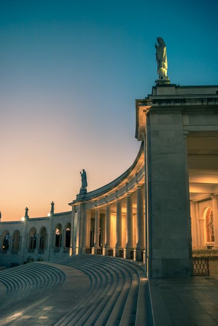 Sacred Sanctuaries & Wonders: Fátima, Nazaré & Óbidos - Frequently Asked Questions