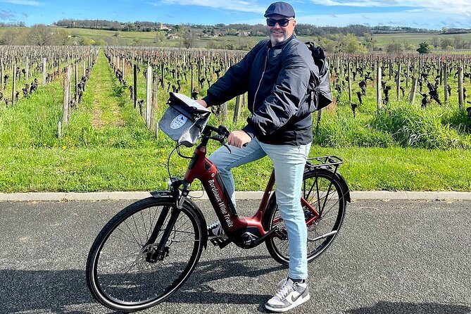 Saint-Emilion E-bike Wine Tour, 2 Wineries & Gourmet Picnic Lunch - Tasting at Local Wineries