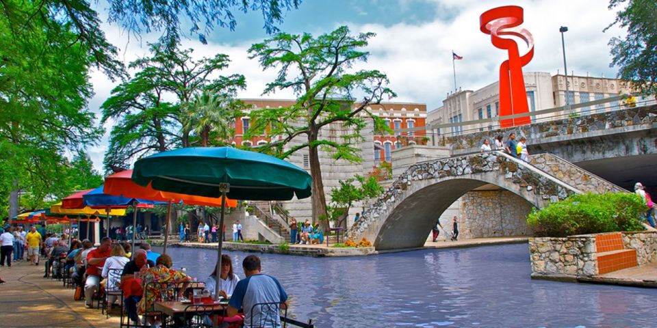 San Antonio Small Group Riverwalk Food Walking Tour - Popular Couples Destination