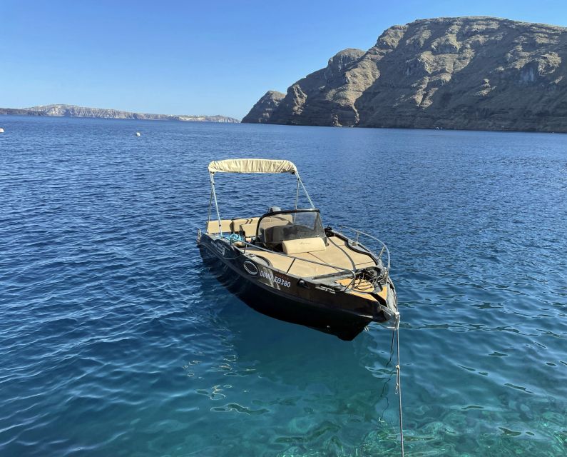 Santorini Rent a Boat License Free - Boat Specifications and Features