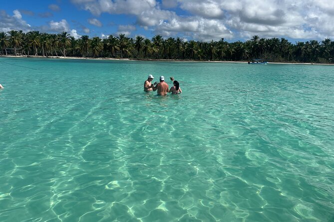 Saona Island: Small Group Tour on a Comfortable Boat - Group Size