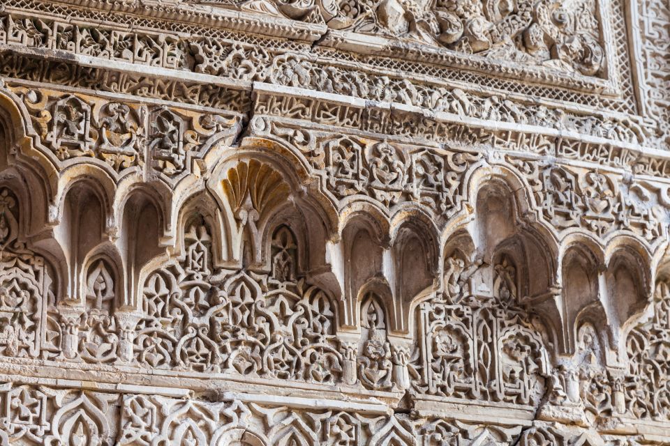 Seville: Royal Alcazar & Cathedral Private Tour - Avoiding Long Queues