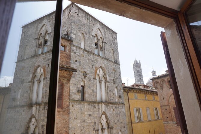 Siena Tour and Exclusive Window on Piazza Del Campo - Cancellation Policy