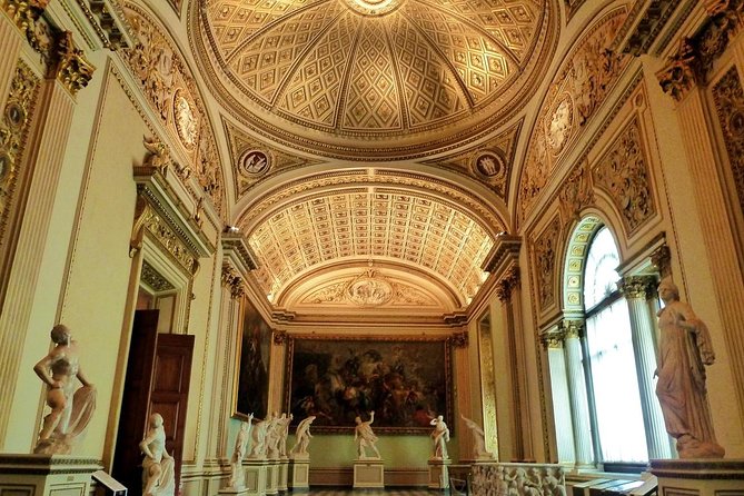 Skip the Line: Uffizi Gallery Ticket Including Special Exhibits - Group Size Limit