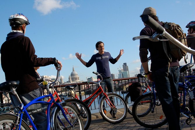 Small-Group River Thames Bike Tour - Visiting Borough Market