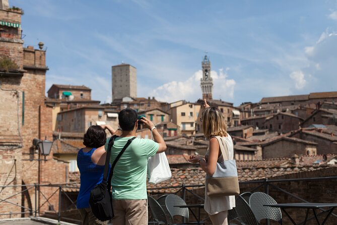 Small-Group Tuscany Grand Tour: Siena, San Gimignano, Chianti and Pisa - Admiring the Leaning Tower of Pisa