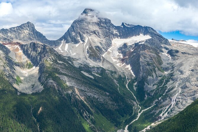 Smartphone Audio Driving Tour Between Kamloops & Revelstoke - Explore History and Culture