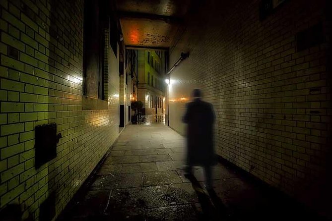 The Alleyways And Shadows Old City London Ghost Walk - Wheelchair and Stroller Accessibility