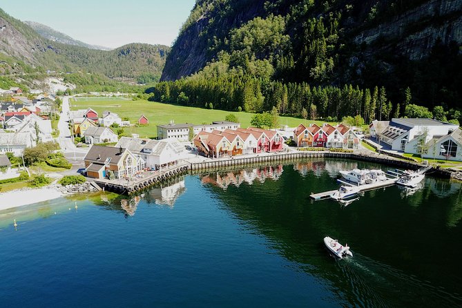 The Best Fjordcruise: Bergen Fjord by Zodiac or Pontoon Boat - Logistics and Inclusions